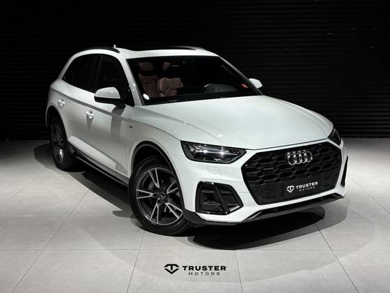 AUDI Q5 2.0 55 TFSIE PHEV PERFORMANCE QUATTRO S TRONIC